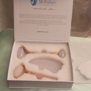 MoValues Jade Roller and Gua Sha Set